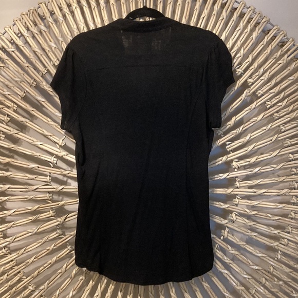 Women’s INC shortsleeved blouse. - Picture 4 of 5